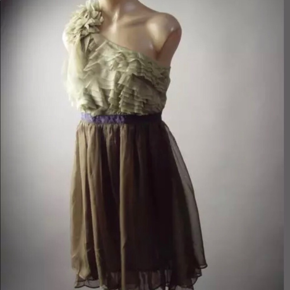 Final Sale One Shoulder Ruffled Dress - Picture 2 of 4